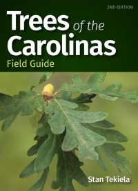 表紙画像: Trees of the Carolinas Field Guide 2nd edition 9781647550714