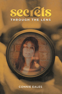 Imagen de portada: Secrets Through the Lens 9781669831044