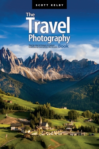 Imagen de portada: The Travel Photography Book 9781681987835