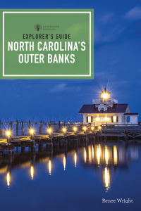 Omslagafbeelding: Explorer's Guide North Carolina's Outer Banks (Explorer's Complete) 3rd edition 9781682681282