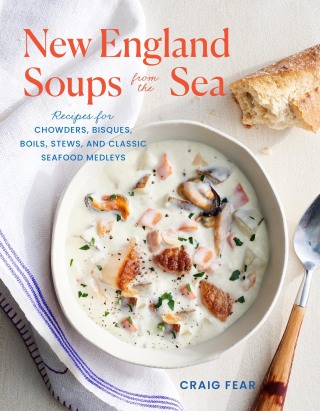 Cover image: New England Soups from the Sea 9781682687130