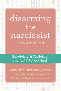 Omslagafbeelding: Disarming the Narcissist 3rd edition 9781684037704