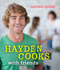 Omslagafbeelding: Hayden Cooks With Friends 9781742669977