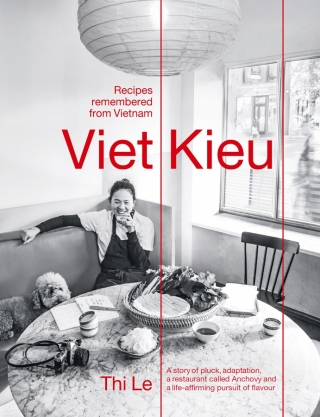 Cover image: Viet Kieu | Recipes remembered from Vietnam 9781922616401