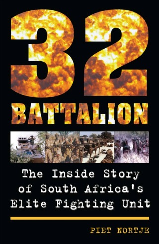 Titelbild: 32 Battalion 9781868729142