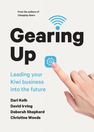 Imagen de portada: Gearing Up 9781869409029