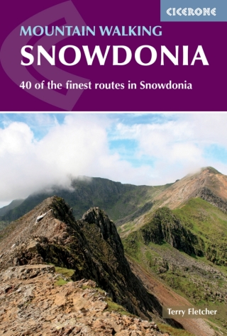 Cover image: Mountain Walking in Snowdonia 9781852847678