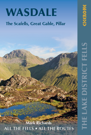 表紙画像: Walking the Lake District Fells - Wasdale 2nd edition 9781786310316