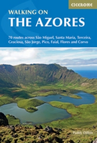 Cover image: Walking on the Azores 9781852849085