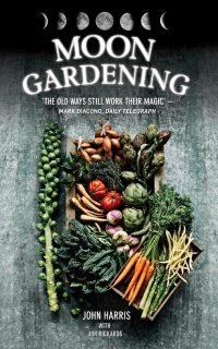 Cover image: Moon Gardening 1st edition 9781784184155