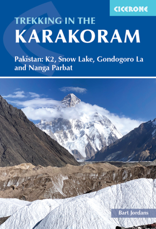 Cover image: Trekking in the Karakoram 9781786310569
