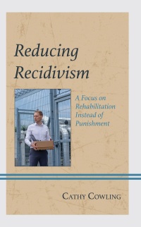 Imagen de portada: Reducing Recidivism 9781793626318