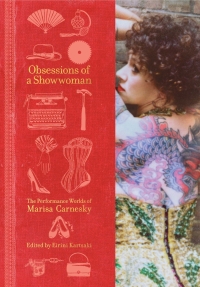 Imagen de portada: Obsessions of a Showwoman 9781835950104