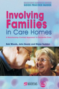 Titelbild: Involving Families in Care Homes 9781843102298