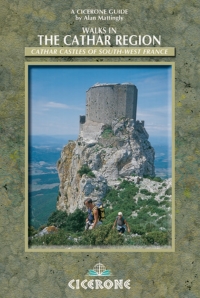 Titelbild: Walks in the Cathar Region 1st edition 9781852844233