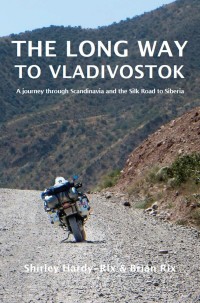 Cover image: The Long Way to Vladivostok 9781925281828