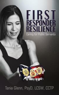 Cover image: First Responder Resilience 9781946329516