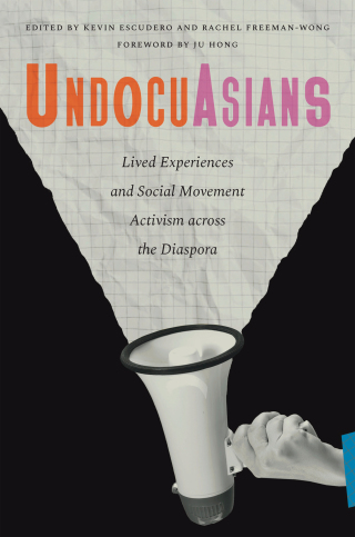 Cover image: UndocuAsians 9781978820258