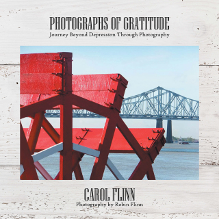 Cover image: Photographs of Gratitude 9781982204174