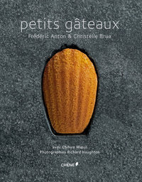 Cover image: Petits gâteaux 9782812304859