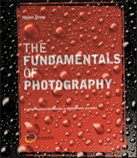 表紙画像: The Fundamentals of Photography 1st edition 9782884790505