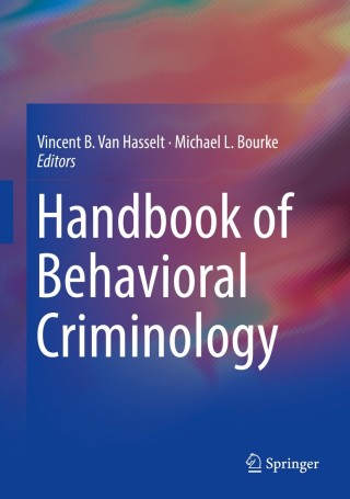 表紙画像: Handbook of Behavioral Criminology 9783319616230