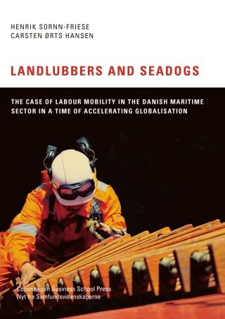 Cover image: Landlubbers and Seadogs 1st edition 9788763002462