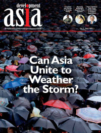 Omslagafbeelding: Development Asia—Can Asia Unite to Weather the Storm? 9789292574215