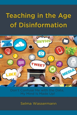 Omslagafbeelding: Teaching in the Age of Disinformation 1st edition 9781475840988
