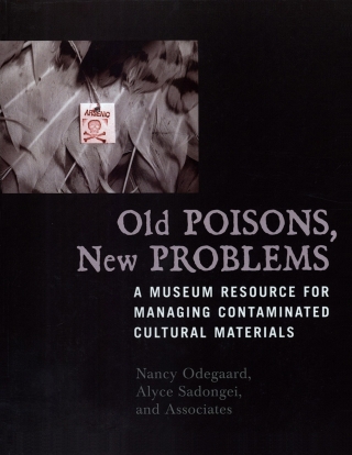 Imagen de portada: Old Poisons, New Problems 1st edition 9780759105157