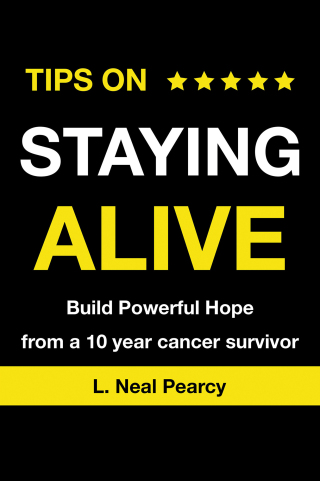 Imagen de portada: TIPS ON STAYING ALIVE 9798369409640