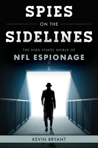 Imagen de portada: Spies on the Sidelines 1st edition 9781538166376
