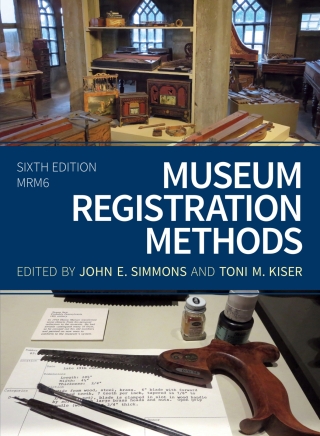 Imagen de portada: Museum Registration Methods 6th edition 9781538113103